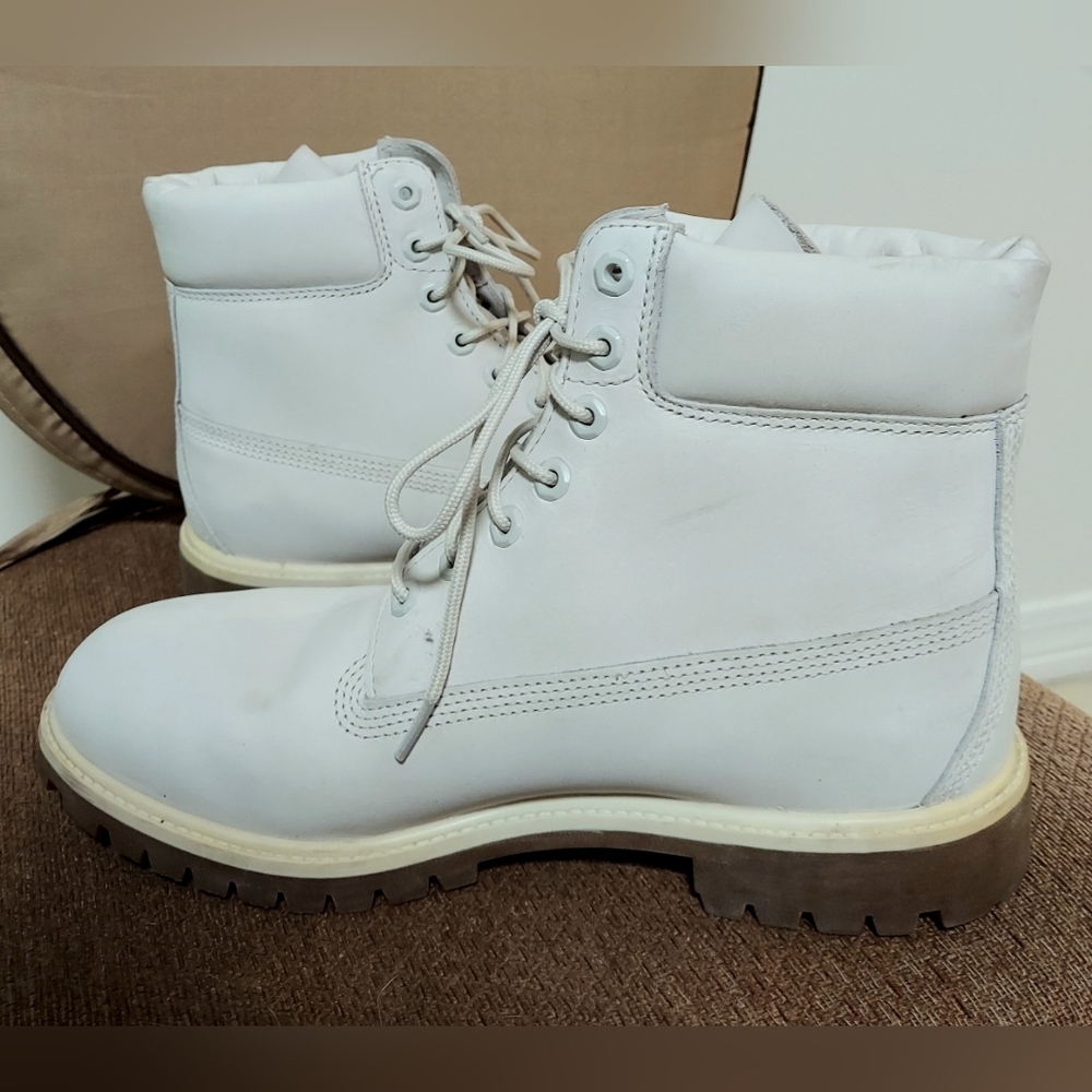 Timberland Boots, Size 10.5, Nubuck Leather, Cloudโ Gray, Lace-Up - Picture 4 of 10
